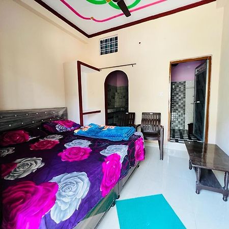Gayatri Homestay Rudraprayag Экстерьер фото